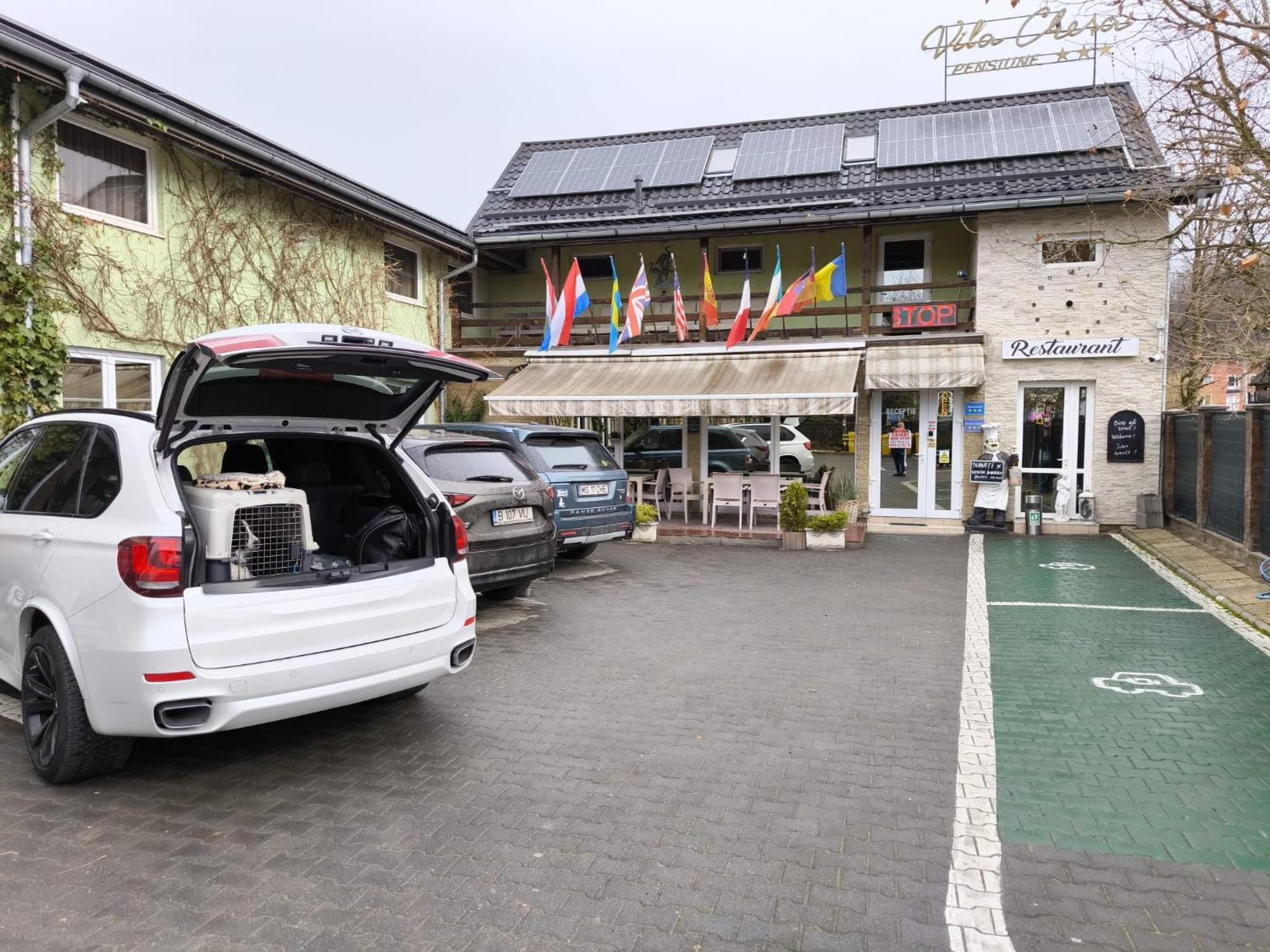 Pensiunea Vila Chesa Корунка Экстерьер фото